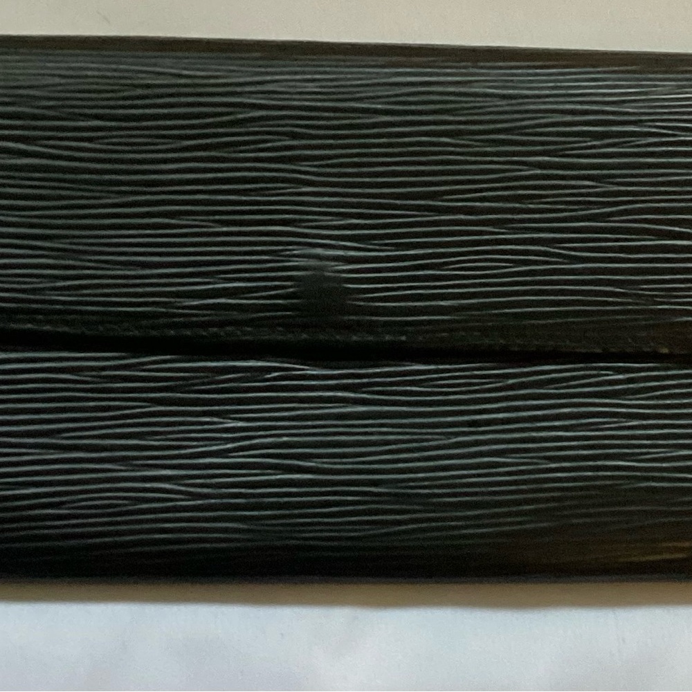 Louis Vuitton Black Epi Leather Sarah Long Wallet